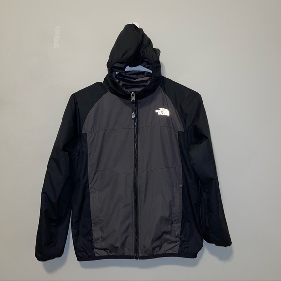 The North Face Boys Reversible Jacket Size M - Picture 8 of 8
